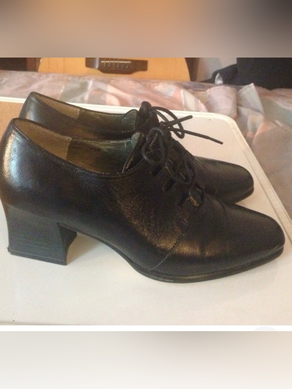Precise vintage leather lace up heeled booties 7.5
